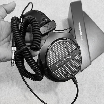 SOLD: DT 990 PRO