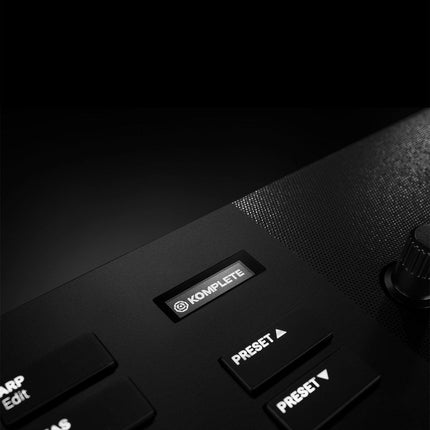 Komplete Kontrol A25