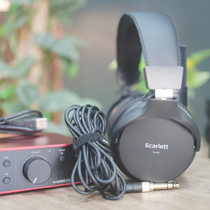 SOLD: Scarlett 2i2 Studio G4