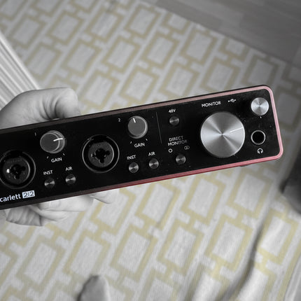 SOLD: SCARLETT 2i2 G3