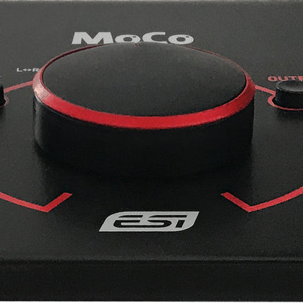 MoCo | Controller